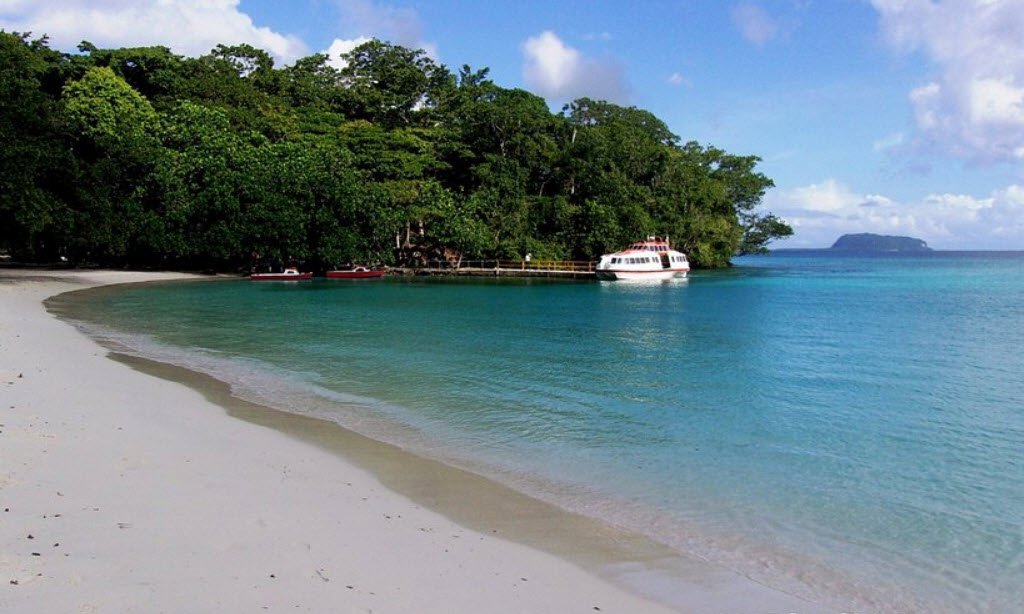 Champagne Beach, Espiritu Santo Island, Vanuatu
